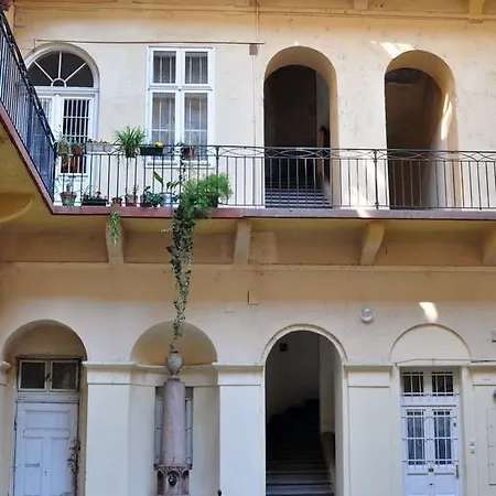 Dorothilux Apartment *